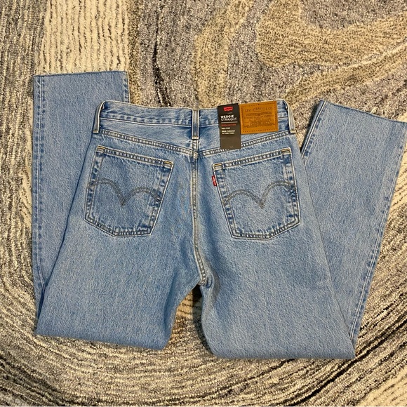 LEVI’S Wedgie Straight Fit High Rise 28x28 Jeans - Picture 4 of 5